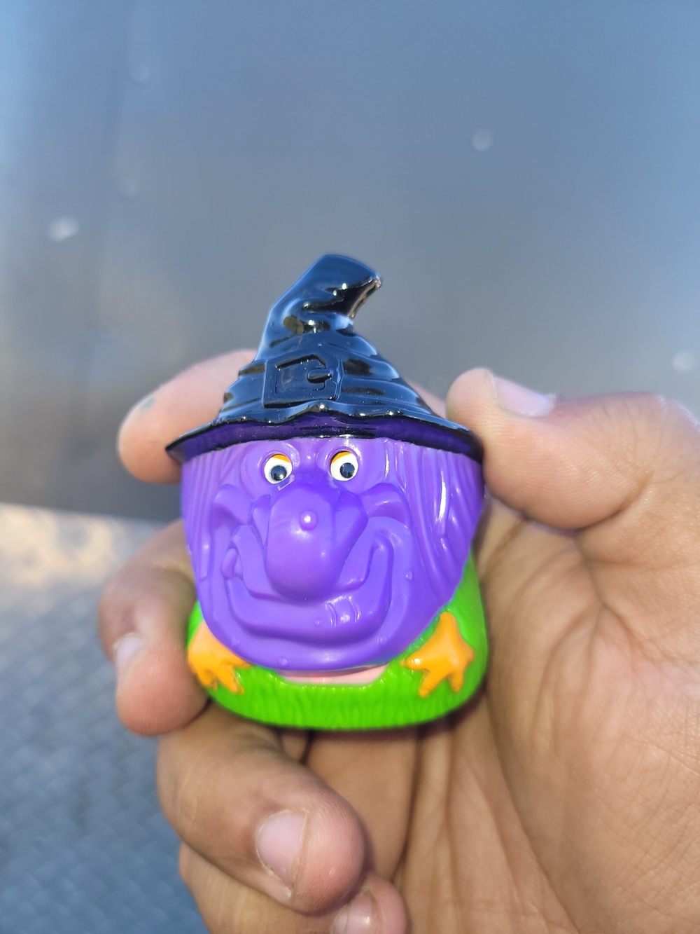 1998 McDonald's I Am Hungry Haunted Halloween Witch Candy Dispenser Vintage